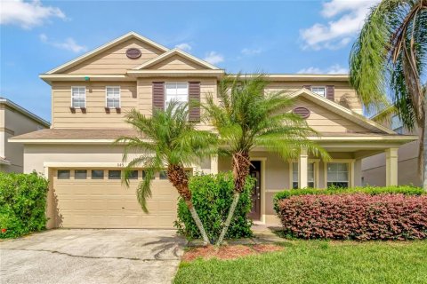 House in Davenport, Florida 5 bedrooms, 315.87 sq.m. № 1388461 - photo 1