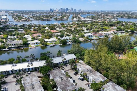 Condo in Fort Lauderdale, Florida, 2 bedrooms  № 1080832 - photo 18