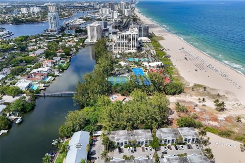 Condo in Fort Lauderdale, Florida, 2 bedrooms  № 1080832 - photo 20