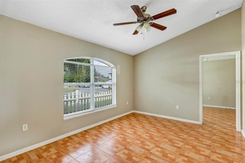 Villa ou maison à vendre à Kissimmee, Floride: 4 chambres, 153.47 m2 № 1369331 - photo 15