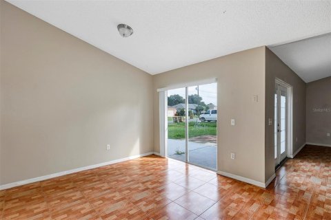 Villa ou maison à vendre à Kissimmee, Floride: 4 chambres, 153.47 m2 № 1369331 - photo 7