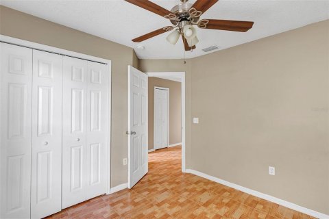 Villa ou maison à vendre à Kissimmee, Floride: 4 chambres, 153.47 m2 № 1369331 - photo 25