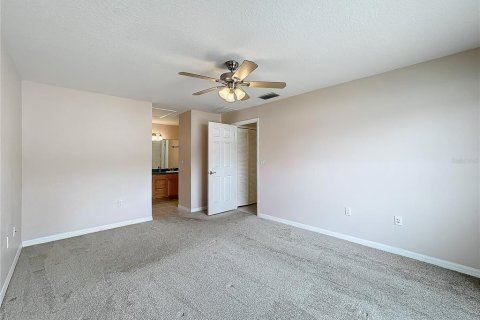 Villa ou maison à vendre à Kissimmee, Floride: 4 chambres, 170.38 m2 № 1369330 - photo 17