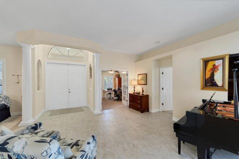 House in Port Charlotte, Florida 4 bedrooms, 244.15 sq.m. № 864817 - photo 6