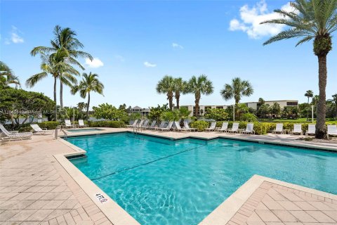 Condominio en venta en Hutchinson Island South, Florida, 3 dormitorios, 185.8 m2 № 1321082 - foto 29