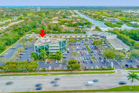 Commercial property in Jupiter, Florida № 1002680 - photo 16