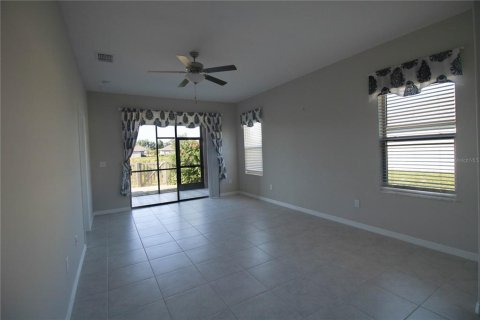 House in Hudson, Florida 3 bedrooms, 141.3 sq.m. № 1377964 - photo 8