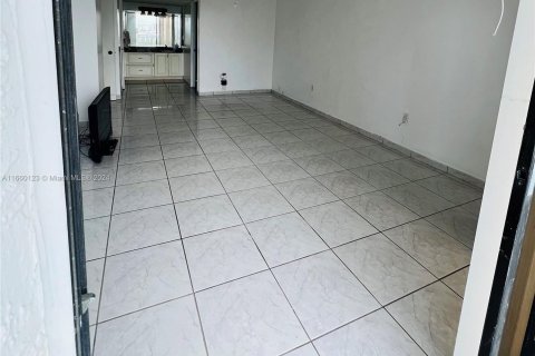 Copropriété à vendre à Sunny Isles Beach, Floride: 2 chambres, 140 m2 № 1365625 - photo 5