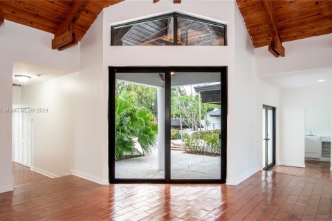 Villa ou maison à vendre à Miami, Floride: 4 chambres, 450.48 m2 № 1365572 - photo 23