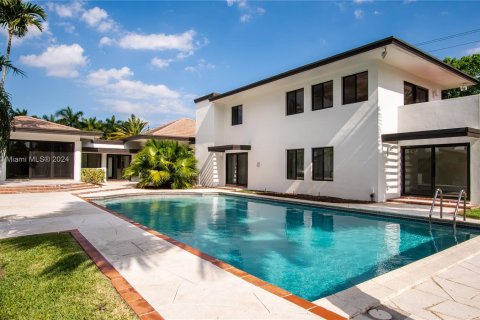 Casa en venta en Miami, Florida, 4 dormitorios, 450.48 m2 № 1365572 - foto 1