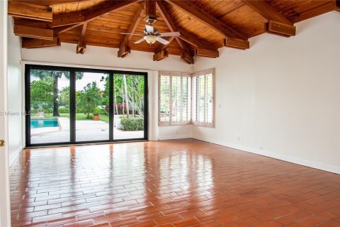 Villa ou maison à vendre à Miami, Floride: 4 chambres, 450.48 m2 № 1365572 - photo 21