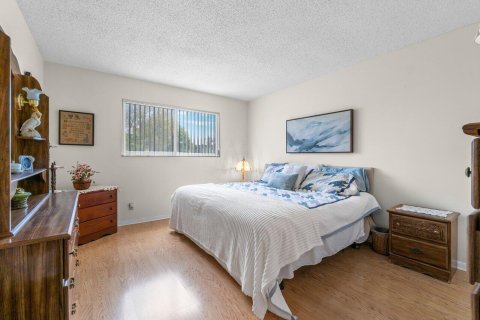 Condominio en venta en Palm Springs, Florida, 1 dormitorio, 65.5 m2 № 1159897 - foto 19