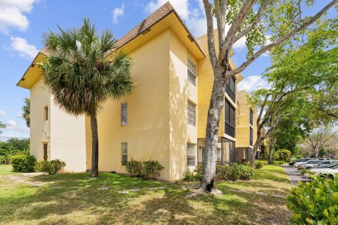 Copropriété à vendre à Boca Raton, Floride: 1 chambre, 66.43 m2 № 1159896 - photo 25