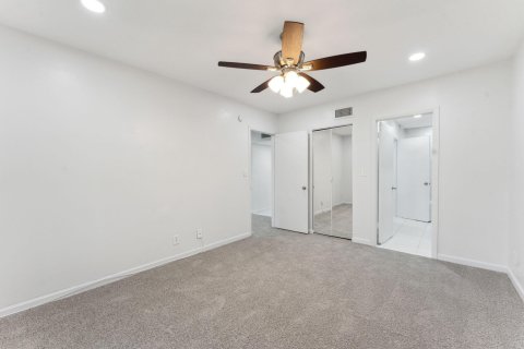 Condo in Boca Raton, Florida, 1 bedroom  № 1159896 - photo 13