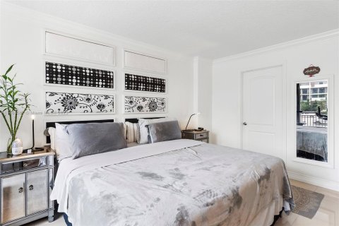 Condominio en venta en Fort Lauderdale, Florida, 3 dormitorios, 144 m2 № 848011 - foto 15