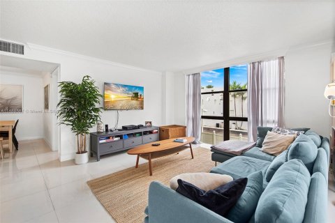 Condominio en venta en Fort Lauderdale, Florida, 3 dormitorios, 144 m2 № 848011 - foto 23