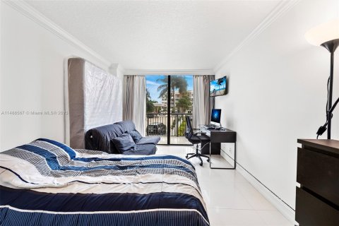Condominio en venta en Fort Lauderdale, Florida, 3 dormitorios, 144 m2 № 848011 - foto 20
