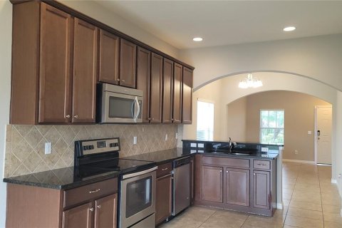 Adosado en venta en Orlando, Florida, 5 dormitorios, 180.97 m2 № 1426690 - foto 2