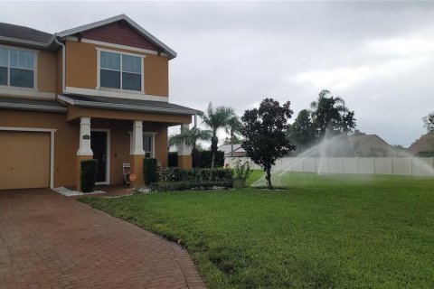 Adosado en venta en Orlando, Florida, 5 dormitorios, 180.97 m2 № 1426690 - foto 1