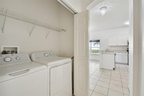 Townhouse in Tampa, Florida 3 bedrooms, 152.08 sq.m. № 1426691 - photo 15