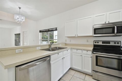 Townhouse in Tampa, Florida 3 bedrooms, 152.08 sq.m. № 1426691 - photo 9