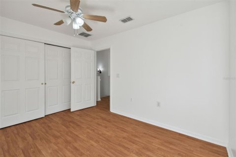 Townhouse in Tampa, Florida 3 bedrooms, 152.08 sq.m. № 1426691 - photo 24