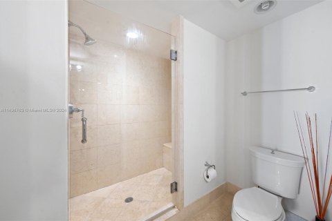 Condo in Aventura, Florida, 2 bedrooms  № 1237136 - photo 28