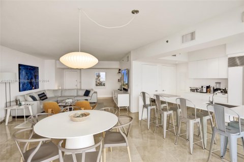 Condominio en venta en Miami Beach, Florida, 2 dormitorios, 153.2 m2 № 1423139 - foto 7