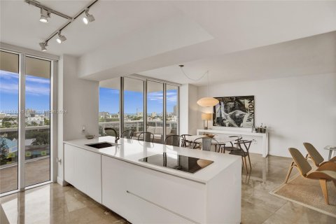 Condominio en venta en Miami Beach, Florida, 2 dormitorios, 153.2 m2 № 1423139 - foto 10