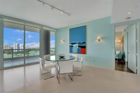 Condo in Aventura, Florida, 2 bedrooms  № 1282673 - photo 3