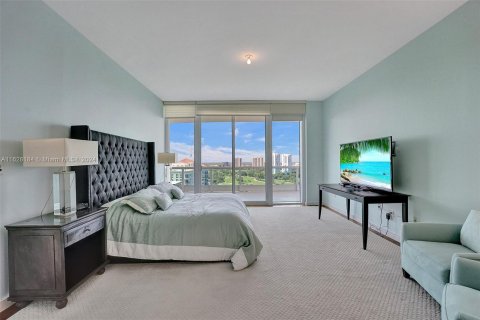 Condo in Aventura, Florida, 2 bedrooms  № 1282673 - photo 17