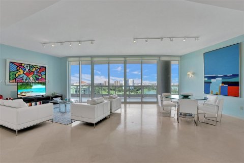 Copropriété à vendre à Aventura, Floride: 2 chambres, 191.01 m2 № 1282673 - photo 2