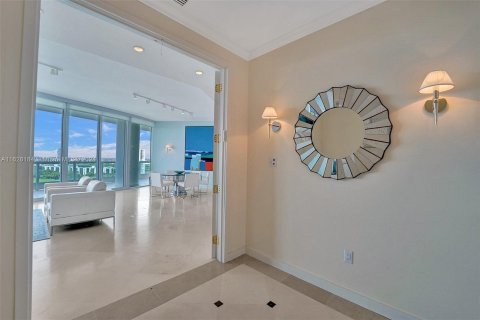 Copropriété à vendre à Aventura, Floride: 2 chambres, 191.01 m2 № 1282673 - photo 1