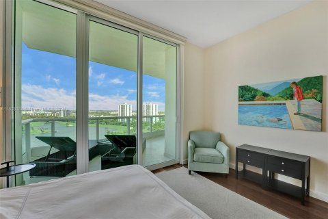 Copropriété à vendre à Aventura, Floride: 2 chambres, 191.01 m2 № 1282673 - photo 14