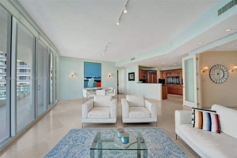 Copropriété à vendre à Aventura, Floride: 2 chambres, 191.01 m2 № 1282673 - photo 8