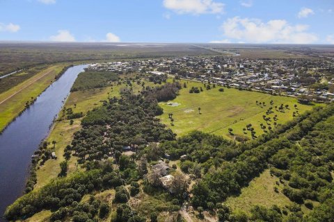 Land in Okeechobee, Florida № 789061 - photo 16