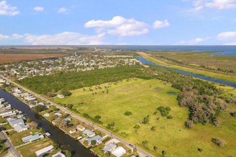 Land in Okeechobee, Florida № 789061 - photo 5