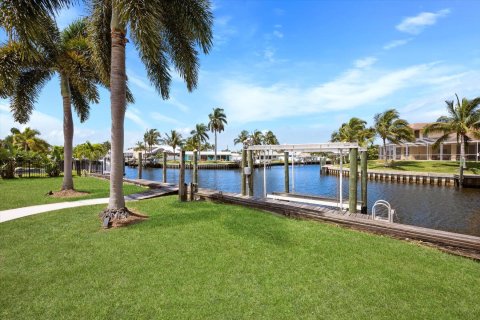 Casa en venta en Palm City, Florida, 3 dormitorios, 118.36 m2 № 1132809 - foto 16