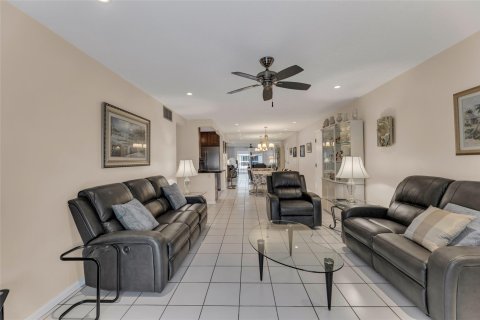 Condo in Fort Lauderdale, Florida, 2 bedrooms  № 1132896 - photo 29