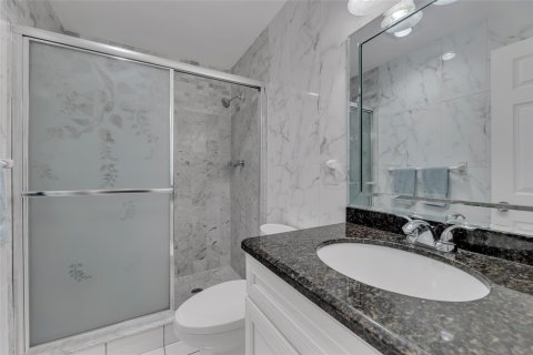 Condominio en venta en Fort Lauderdale, Florida, 2 dormitorios, 111.48 m2 № 1132896 - foto 17