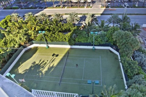 Copropriété à vendre à Sunny Isles Beach, Floride: 2 chambres, 146.51 m2 № 1103008 - photo 29