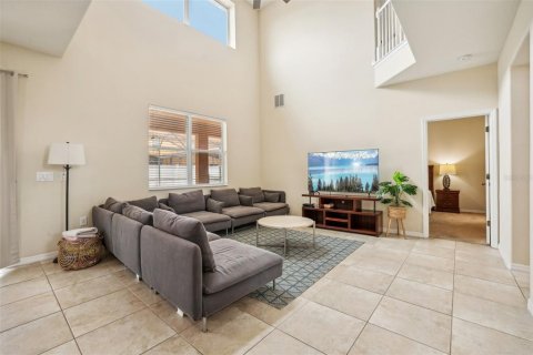 Villa ou maison à vendre à Kissimmee, Floride: 6 chambres, 267 m2 № 1334131 - photo 10