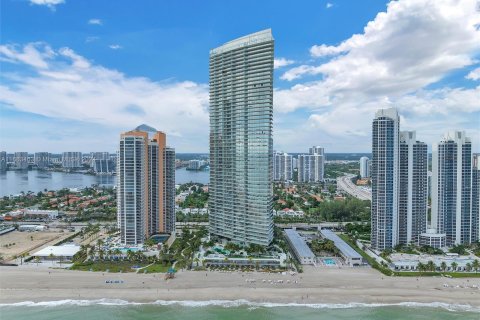 Copropriété à vendre à Sunny Isles Beach, Floride: 2 chambres, 120.4 m2 № 1374251 - photo 4