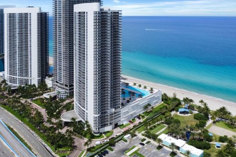 Copropriété à vendre à Hallandale Beach, Floride: 2 chambres, 165.55 m2 № 1374288 - photo 4