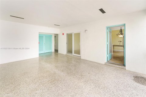 Condominio en venta en Miami Beach, Florida, 1 dormitorio, 65.03 m2 № 1269772 - foto 5