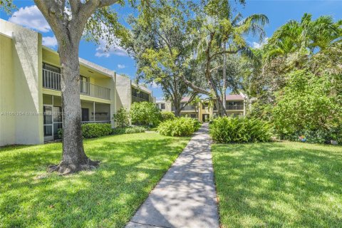 Villa ou maison à vendre à Jupiter, Floride: 2 chambres, 102.19 m2 № 1367600 - photo 2