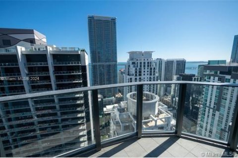 Condominio en venta en Miami, Florida, 1 dormitorio, 94.95 m2 № 1367599 - foto 19