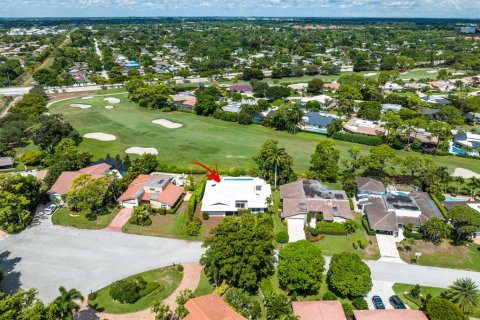 Villa ou maison à vendre à Delray Beach, Floride: 3 chambres, 282.24 m2 № 77856 - photo 4