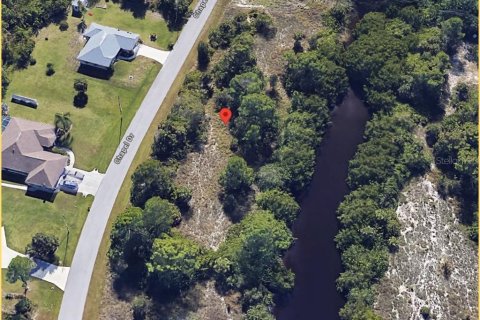 Terreno en venta en Port Charlotte, Florida № 1273010 - foto 5