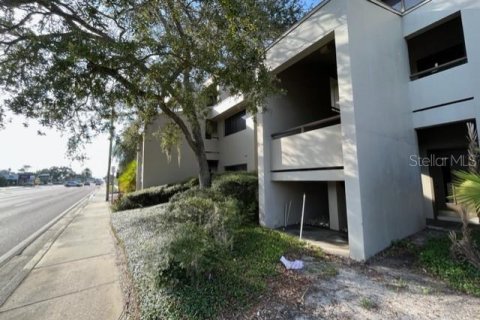 Propiedad comercial en venta en Tampa, Florida, 119.29 m2 № 1273009 - foto 1